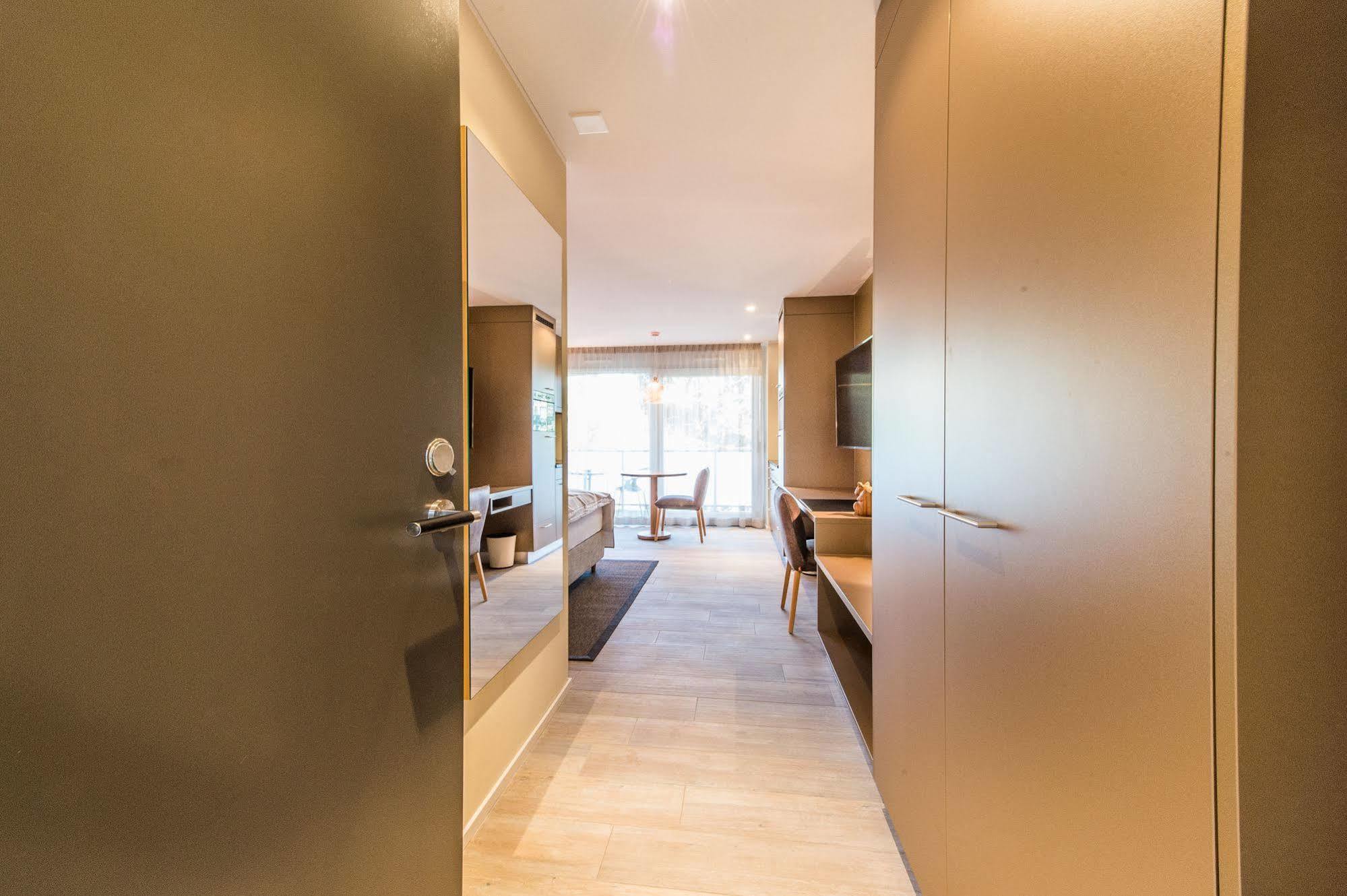 Hotel My Way Zuerich Валлізеллен Екстер'єр фото
